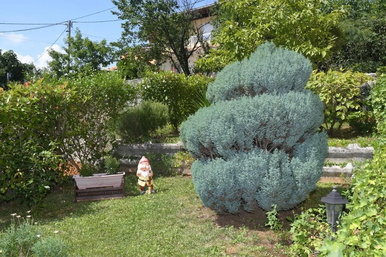 Relax Apartment Near Opatija, Sauna, Jacuzzi Marinici