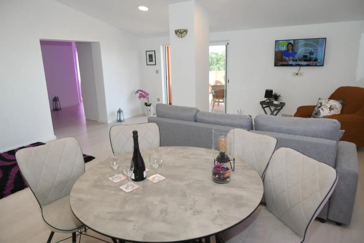 Relax Apartment Near Opatija, Sauna, Jacuzzi Marinici  Croácia